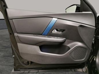 Citroen e-C4 50kWh Sense Plus (136 ps) - BLUETOOTH - CRUISE - CLIMATE CONTROL