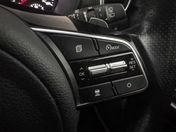 Kia Sportage 1.6 T-GDi GT-Line S DCT AWD (174 bhp) - HEATED STEERING - BLIND 