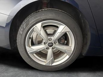Audi A6 Saloon 2.0 TDI 40 Sport S Tronic quattro (204 ps) - PARK ASSIST - REV C