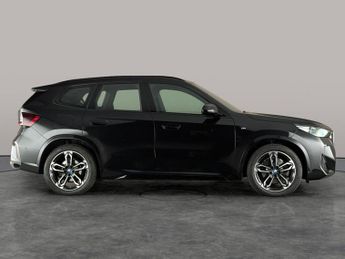 BMW iX1 30 66.5kWh M Sport xDrive (11kW Charger) (313 ps) - NAV - ALCANT