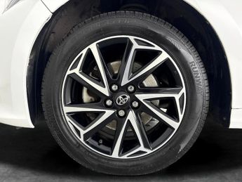 Toyota Yaris 1.5 VVT-h Design E-CVT (116 ps) - WIFI - LANE DEPARTURE  - BLUET