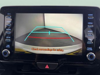 Toyota Yaris 1.5 VVT-h Design E-CVT (116 ps) - WIFI - LANE DEPARTURE  - BLUET