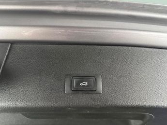 Audi e-tron 50 Technik quattro 71.2kWh (11kW Charger) (313 ps) - ADJUSTABLE 