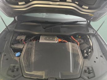Audi e-tron 50 Technik quattro 71.2kWh (11kW Charger) (313 ps) - ADJUSTABLE 