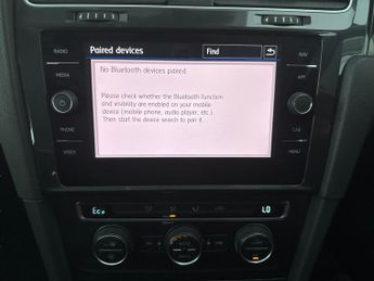 Volkswagen E-golf 35.8kWh e-Golf (136 ps) - CLIMATE CONTROL - DAB - USB AUDIO