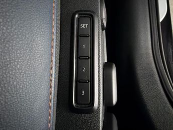 Cupra Formentor 1.4 eHybrid 12.8kWh VZ2 Plug-in DSG (245 ps) - PARK ASSIST - LED