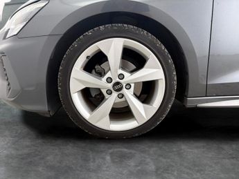 Audi A3 1.0 TFSI 30 S line Sportback S Tronic (110 ps) - CRUISE - DRIVIN