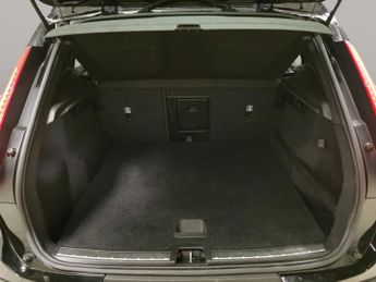 Volvo XC40 1.5 T3 R-Design (163 ps) - PARK ASSIST - LED - LANE DEPARTURE