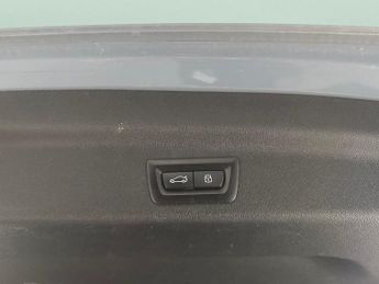 BMW iX1 30 66.5kWh M Sport xDrive (11kW Charger) (313 ps) - NAV - ALCANT