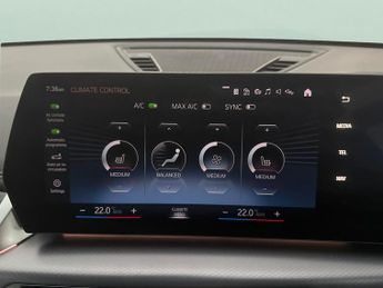 BMW iX1 30 66.5kWh M Sport xDrive (11kW Charger) (313 ps) - NAV - ALCANT