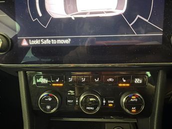 Skoda Superb 2.0 TDI SE Technology DSG (150 ps) - DRIVER MEMORY SEAT - BLIND 