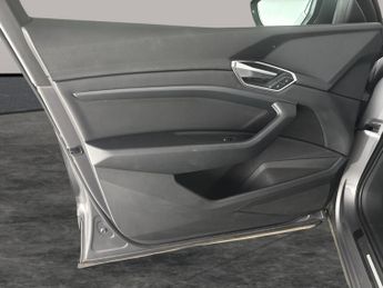 Audi e-tron 50 Technik quattro 71.2kWh (11kW Charger) (313 ps) - ADJUSTABLE 