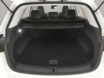 MG Mg Hs 1.5 T-GDI Excite DCT (162 ps) - REVERSE CAM - NAV - LEATHER