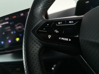 Cupra Born 58kWh V3 (204 ps) - ACTIVE LANE ASSIST - LED - REVERSE CAM