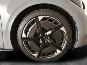 Cupra Born 58kWh V3 (204 ps) - ACTIVE LANE ASSIST - LED - REVERSE CAM