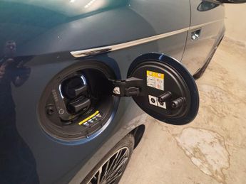 Fiat 500e 42kWh La Prima (118 ps) - NAV - SUNBLINDS - BLIND SPOT ASSIST