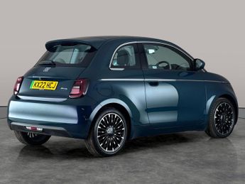 Fiat 500e 42kWh La Prima (118 ps) - NAV - SUNBLINDS - BLIND SPOT ASSIST