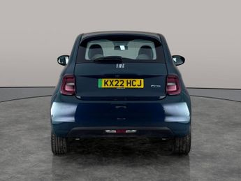 Fiat 500e 42kWh La Prima (118 ps) - NAV - SUNBLINDS - BLIND SPOT ASSIST