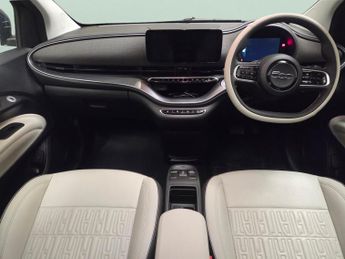 Fiat 500e 42kWh La Prima (118 ps) - NAV - SUNBLINDS - BLIND SPOT ASSIST