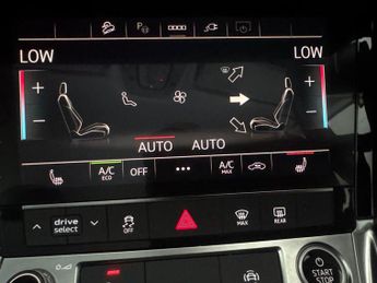 Audi e-tron 50 Technik quattro 71.2kWh (11kW Charger) (313 ps) - ADJUSTABLE 