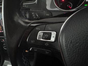Volkswagen E-golf 35.8kWh e-Golf (136 ps) - CLIMATE CONTROL - DAB - USB AUDIO
