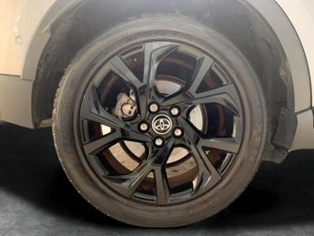 Toyota C-HR 1.8 VVT-h Dynamic CVT (122 ps) - LED - REVERSE CAM - NAV