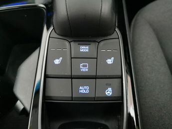 Hyundai Ioniq 38.3kWh Premium (136 ps) - LED - REVERSE CAM - NAV