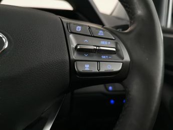 Hyundai Ioniq 38.3kWh Premium (136 ps) - LED - REVERSE CAM - NAV