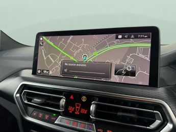 BMW iX3 80kWh M Sport Pro (286 ps) - HUD - PARK ASSIST - HK AUDIO