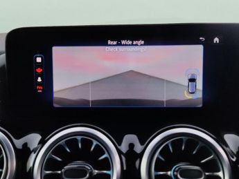 Mercedes-Benz EQA EQA 250+ 70.5kWh Sport (Executive) (190 ps) - ADAPTIVE LIGHTS