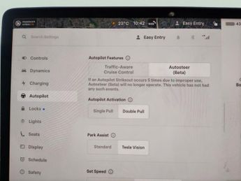 Tesla Model 3 (Dual Motor) Long Range 4WDE (346 ps) - HEATED WHEEL - KEYLESS