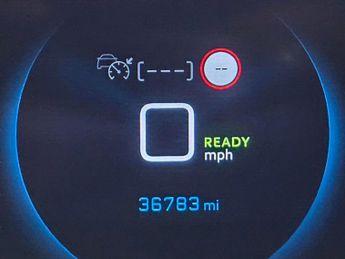 Peugeot E-2008 50kWh GT (136 ps) - HEATED SEATS - BLIND SPOT ASSIST - BLUETOOTH