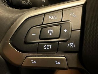 Volkswagen Polo 1.0 TSI R-Line DSG (95 ps) - WIFI - LIGHT AND SIGHT PACK - BLUET