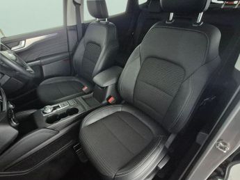 Ford Kuga 1.5 EcoBlue Titanium Edition (120 ps) - APPLE CARPLAY - REV CAM 