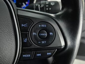 Toyota Corolla 1.8 VVT-h GPF Icon Touring Sports CVT (122 ps) - REV CAM - LED H