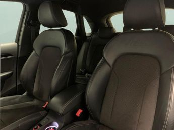 Audi Q3 2.0 TDI Black Edition S Tronic quattro (150 ps) - BLUETOOTH - PA