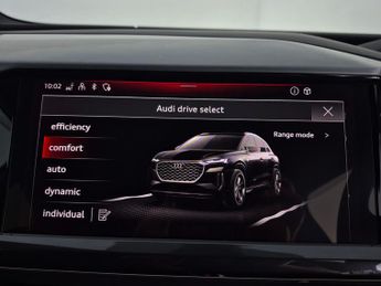 Audi Q4 E-tron 150kW 40 82kWh S Line [C+S] - CARPLAY - LED - REVERSE CAM