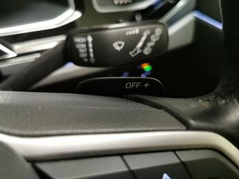 Volkswagen Taigo 1.5 TSI R-Line DSG (150 ps) - BLUETOOTH - WIRELESS CHARGER - DIG