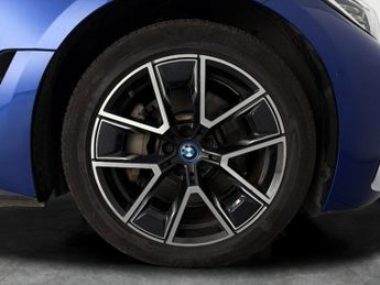 BMW i4 40 83.9kWh M Sport Gran Coupe eDrive (340 ps) - ACTIVE LANE ASSI