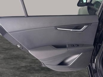 Kia Niro 64.8kWh 4 (201 bhp) - ACTIVE LANE ASSIST - HEAT AND COOL SEATS