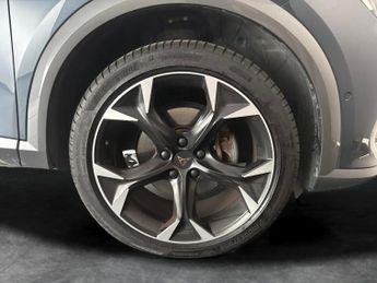 Cupra Formentor 1.4 eHybrid 12.8kWh V2 Plug-in DSG (204 ps) - LED - REVERSE CAM 