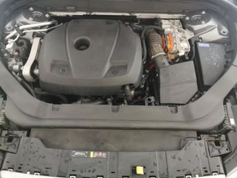 Volvo XC60 2.0h T6 Recharge 11.6kWh Inscription Plug-in AWD (340 ps) - CARP