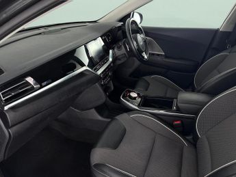 Kia Niro 64kWh 2 (201 bhp) APPLE CARPLAY - REV CAM - KEYLESS