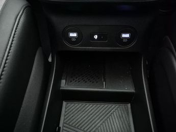 Hyundai Ioniq 5 77kWh Premium AWD (325 ps) - LED - REVERSE CAM - NAV