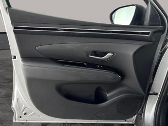 Hyundai Tucson 1.6 h T-GDi SE Connect (230 ps) - CRUISE - CLIMATE CONTROL - DIG