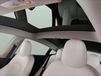 Tesla Model 3 (Dual Motor) Long Range 4WDE (346 ps) - HEATED WHEEL - KEYLESS