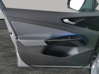 Volkswagen ID.4 Pro Performance 77kWh Life (204 ps) - LED - REVERSE CAM - HEATED