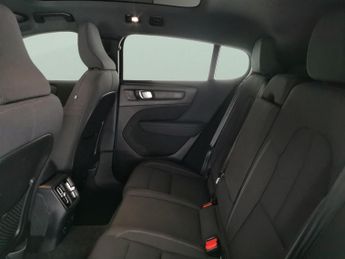 Volvo C40 Recharge 69kWh Plus (231 ps) - PARK ASSIST - LED - REVERSE CAM