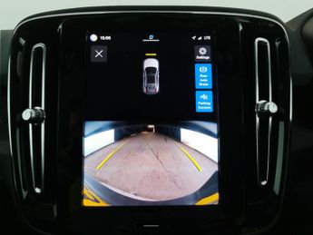 Volvo C40 Recharge 69kWh Plus (231 ps) - PARK ASSIST - LED - REVERSE CAM