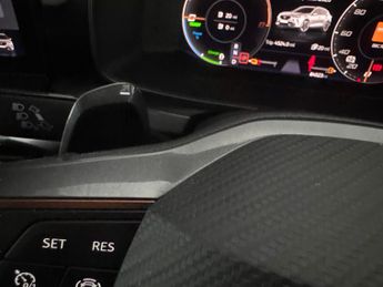 Cupra Formentor 1.4 eHybrid 12.8kWh V2 Plug-in DSG (204 ps) - LED - REVERSE CAM 